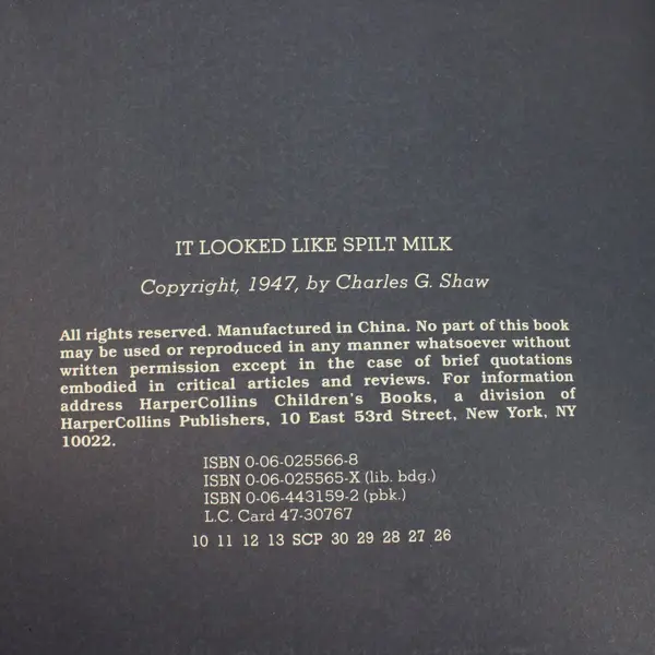 It Looked Like Spilt Milk By Charles G. Shaw - Paperback