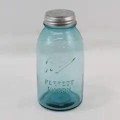 Vtg Ball Perfect Mason Aqua 1.5 Quart Jar W/ Screw On Zinc Lid Porcelain Liner