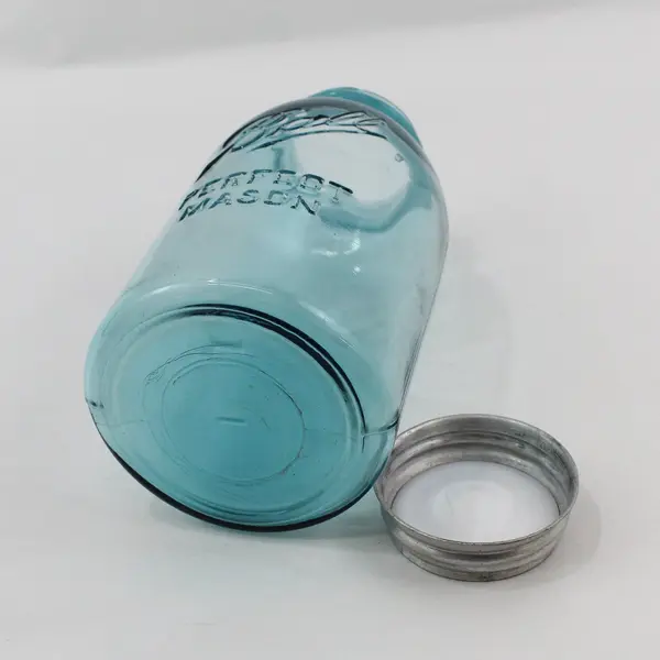 Vtg Ball Perfect Mason Aqua 1.5 Quart Jar W/ Screw On Zinc Lid Porcelain Liner