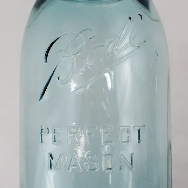 Vtg Ball Perfect Mason Aqua 1.5 Quart Jar W/ Screw On Zinc Lid Porcelain Liner
