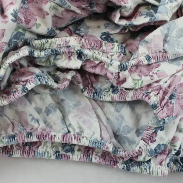 Better Homes and Gardens Pink and Blue Floral Pattern King Flat Fitted Sheet Set
