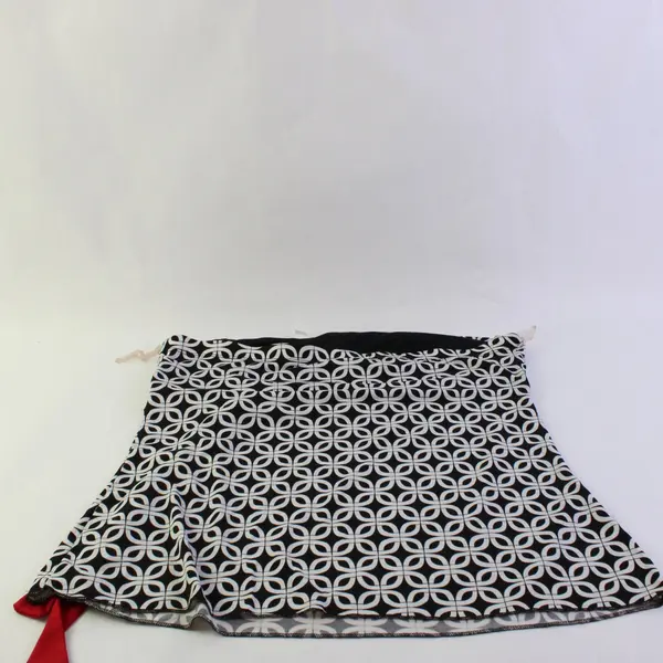 Maurices Black White and Red Strapless Swim Top Women's XL