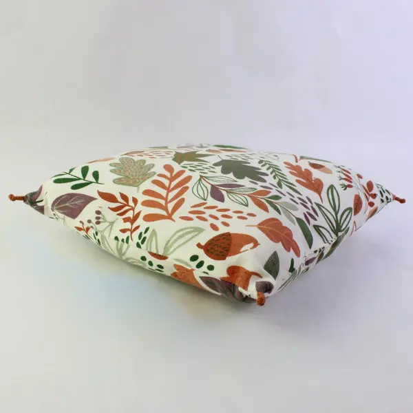 Autumn Leaves/Acorns Design Seasonal Cushion/Pillow, 13.8"x12" 