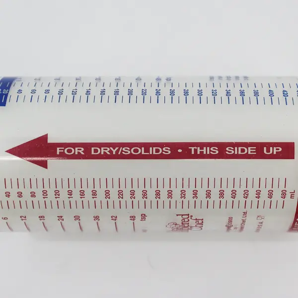 Pampered Chef Adjustable Sliding Measure All Cup Dry Or Wet Ingredients 2 Cups