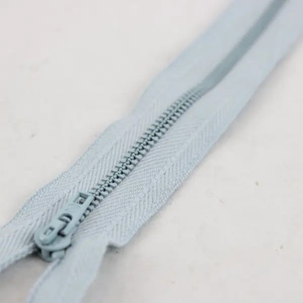 YKK Lot of 6 Assorted Zippers Sewing Craft Repair