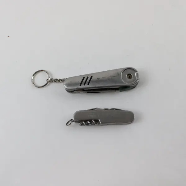 Lot of 2 Spirit Mountain Casino Hawkeye Janitorial Service Pocket Tools Knife