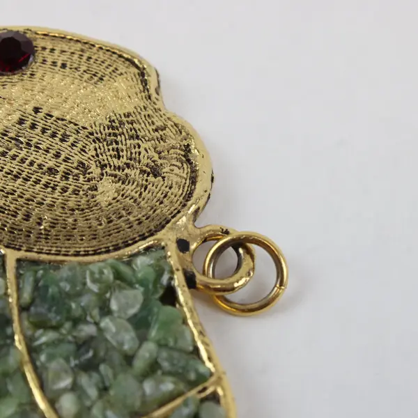 Gold Tone Elephant Pendant Green Stone Inlay Unbranded Red Stone Eye