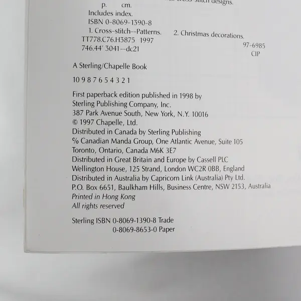 Sam Hawkins 520 Christmas Cross-Stitch Designs 1998 Paperback