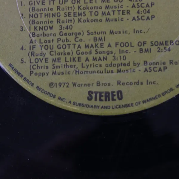 Bonnie Raitt Give It Up 12" Vinyl Record 