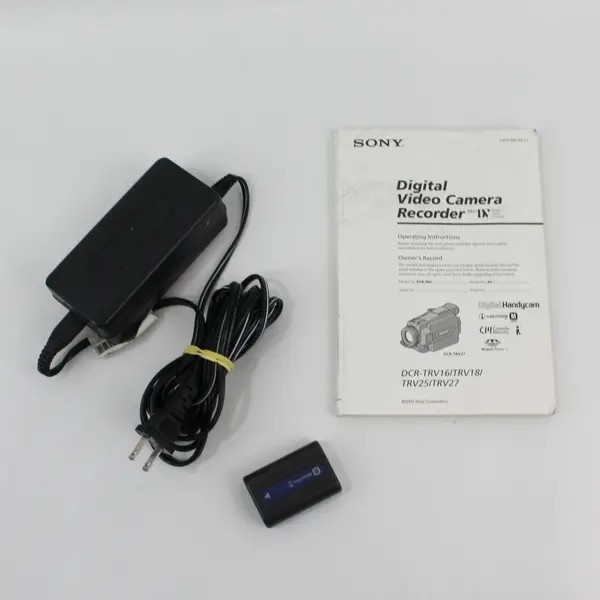 Sony DCR-TRV27 MiniDV Camcorder Bundle Charger Bag Manual Batteries Untested