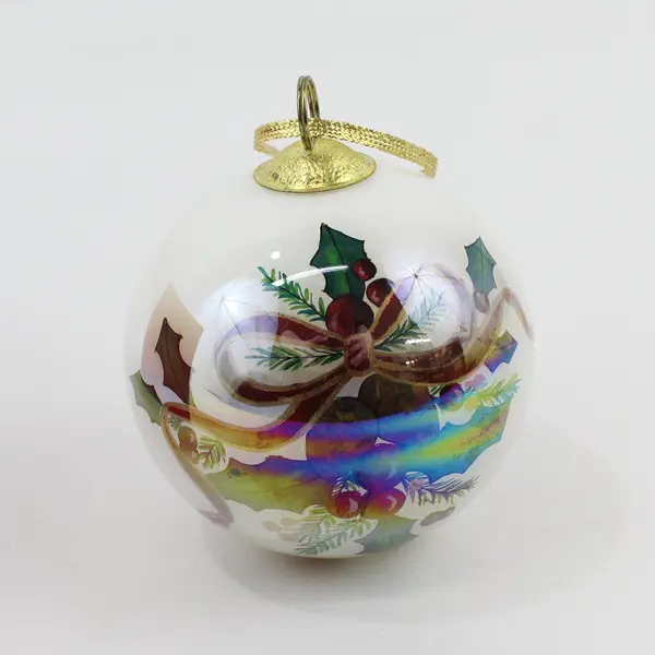 1999 J. C. Penney Holiday Pine Cones Reverse Painted Glass Ornament