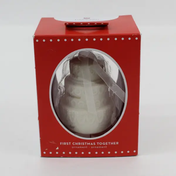 2017 American Greetings Heirloom Wedding Cake Ornament First Christmas Together