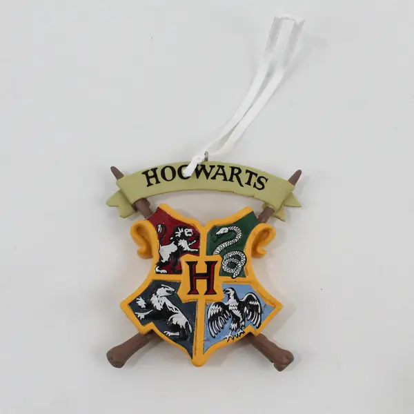 NEW Hallmark Ornaments Harry Potter Hogwarts Crest Christmas Ornament 2HCM9128