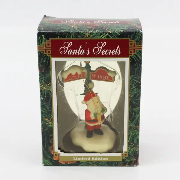 Oxford Products Santa's Secrets Ornament Santa Standing  5th Ave and W 48th St 