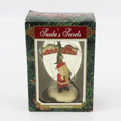 Oxford Products Santa's Secrets Ornament Santa Standing  5th Ave and W 48th St 