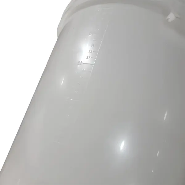 8 Gallon 30L White Plastic Brewing Fermenter Bucket Used