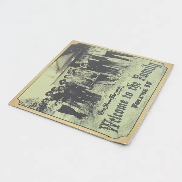 Old Shoe Records Presents Welcome to the Family Volume IV (CD, 2010)