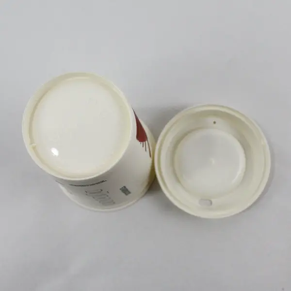 Starbucks 16oz Reusable Collector Plastic Cup w Lid Red Valentine 2012