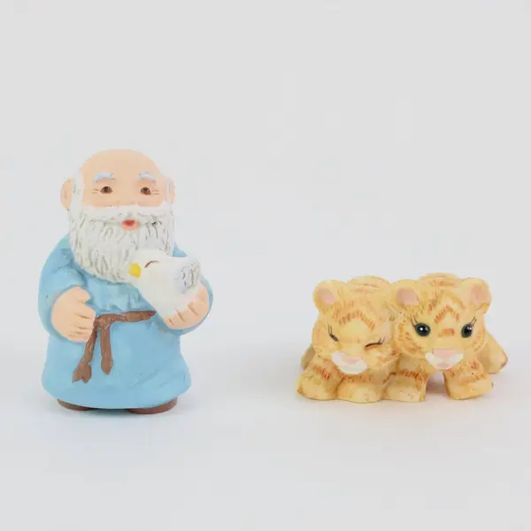 Hallmark Merry Miniatures Noah and Friends Figurine Set New Open Box