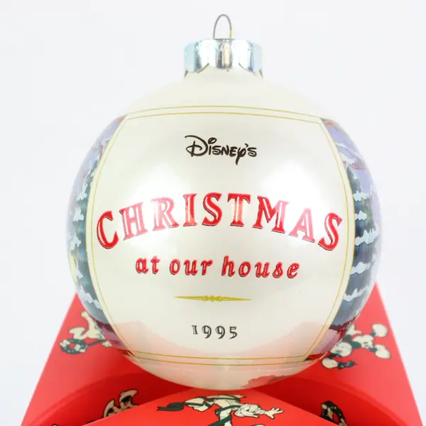 Disney Store 1995 Christmas at Our House Pooh & Friends Glass Ornament 12677
