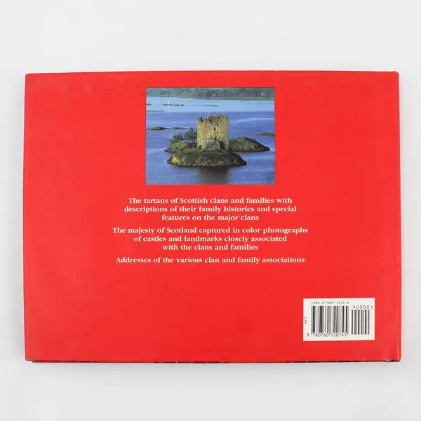 Clans & Tartans of Scotland HC Book 2000, Iain Zaczek Barnes & Noble Ed.   