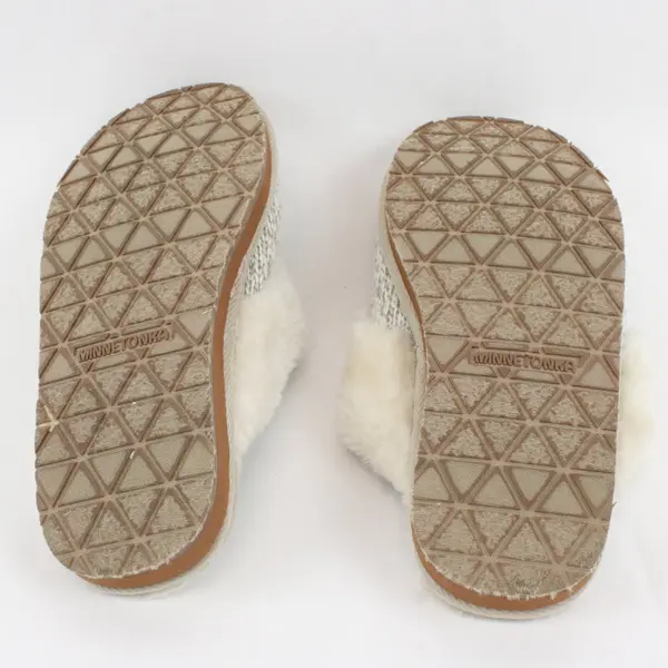 Minnetonka White and Gray Knit Faux Fur Lined Slippers Women's US Size 7M