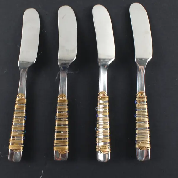 Lot of 4 Embellished Butter Knives With Beads & Gold Wire 5.5" Long