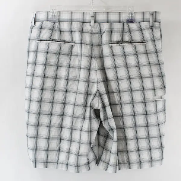 Grand Slam Mens Size 36 White Black Gray Plaid Shorts Zipper Side Pocket