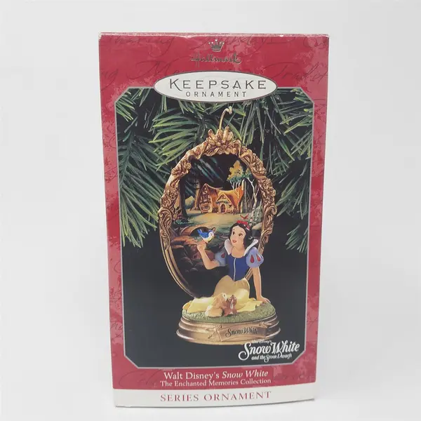 Hallmark Keepsake Disney Snow White Enchanted Memories #2 Ornament New Box