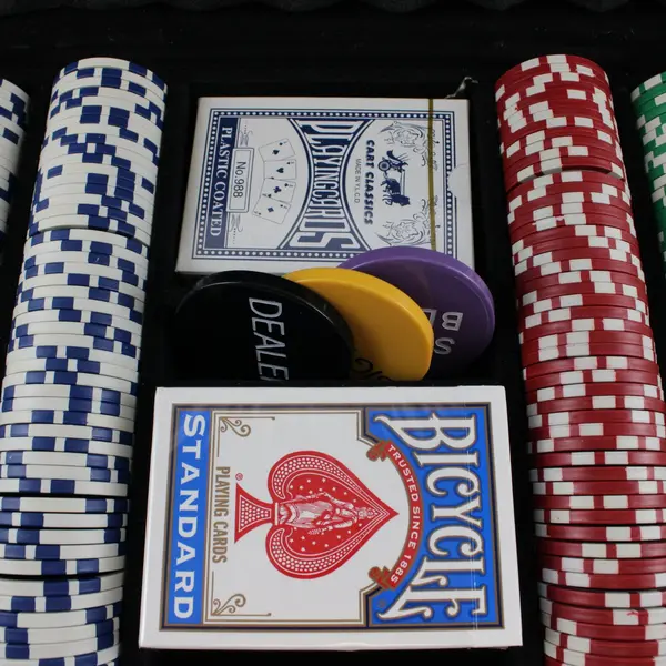 Portable Poker Chips Set 300-Count Aluminum Carry Case 2-6 Players