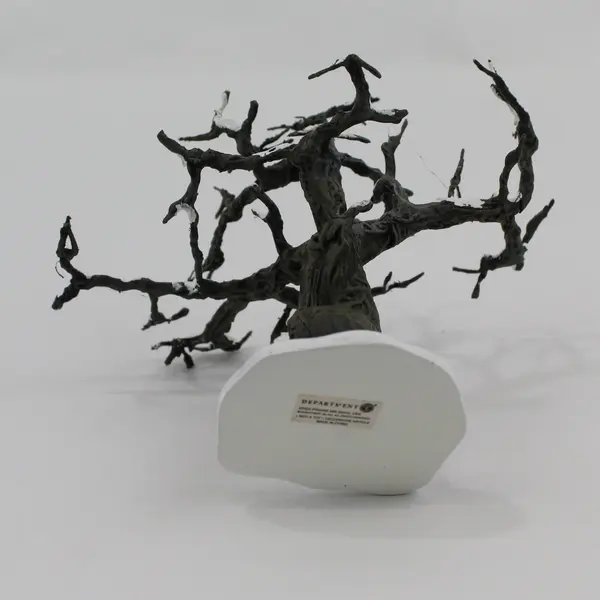 1998 Dept 56 Village Accessory Craggy Oak Tree 52748