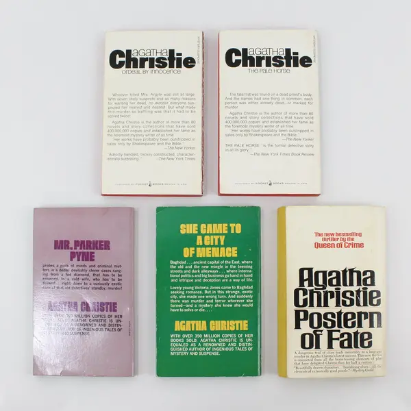 Lot of 5 Vintage 1974 Agatha Christie Murder Mystery Novels Paperback Good