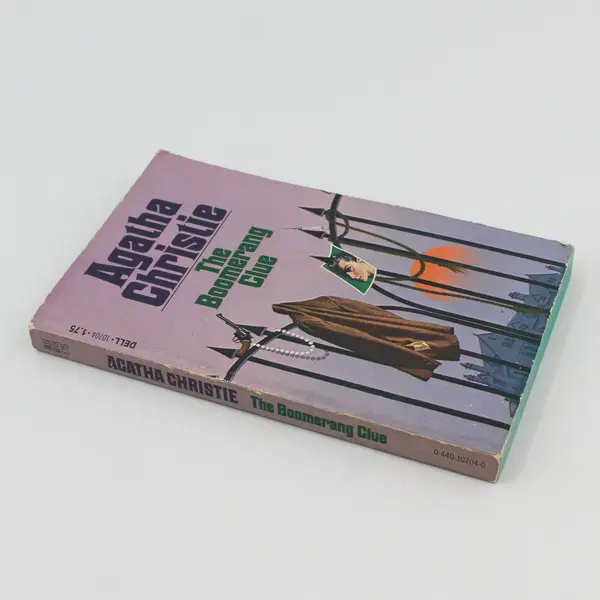 Vintage 1978 Agatha Christie Mystery Novel The Boomerang Clue Paperback Good
