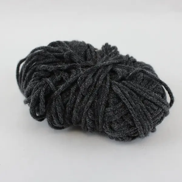 Unbranded Used Lot of 4 Assorted Yarn Bundles Knitting Crochet Crafting