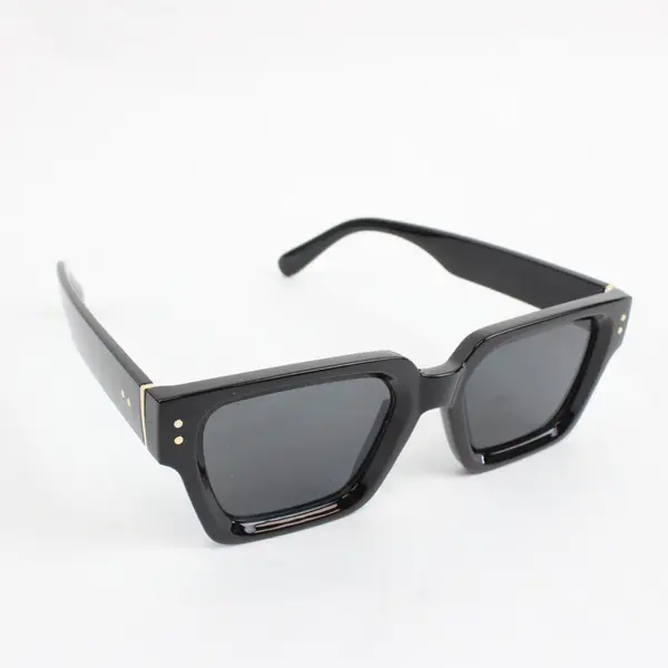 Beauty Society Women's Black Frame Sunglasses w/ Black Bag Case