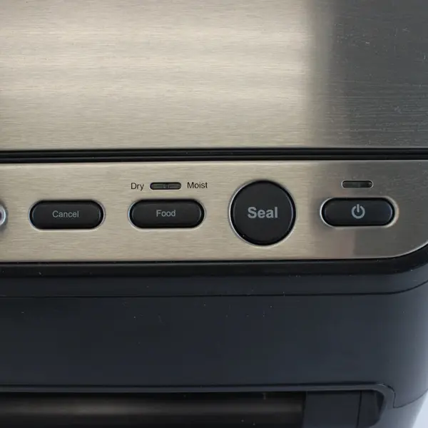 FoodSaver V4440 2-in-1 Vacuum Sealer