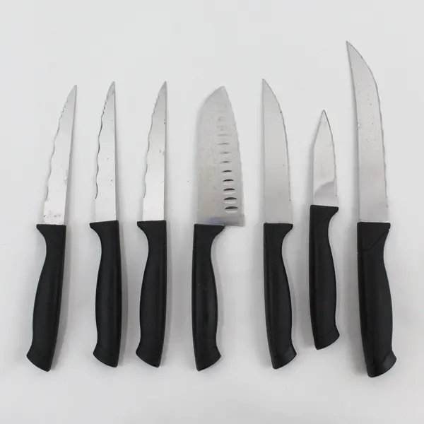  Set of 7 Farberware Knives with Wood Knife Block 18N355