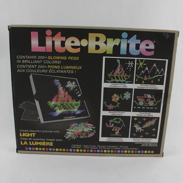 Lite-Brite Battery Operated Set 200+ Pegs Tested Working