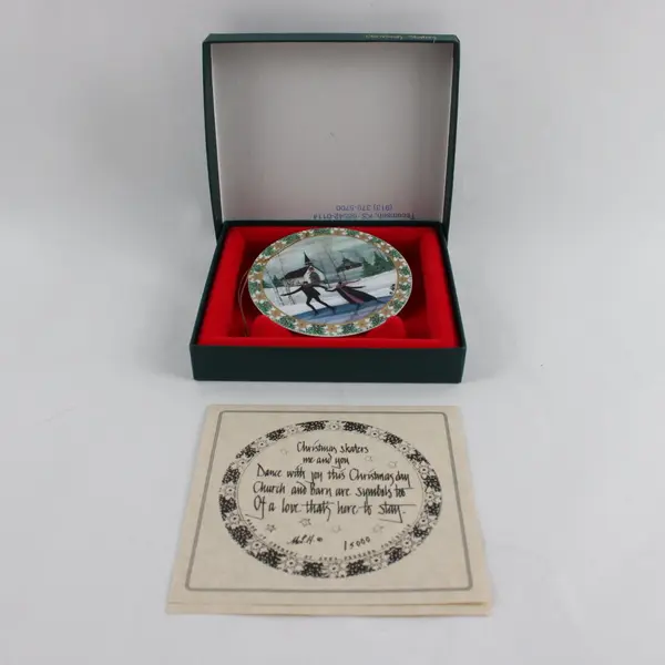 Christmas Skaters Anna Perenna Mini Plate COA New