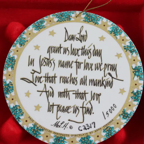 Christmas Night Anna Perenna Mini Collector Plate COA New