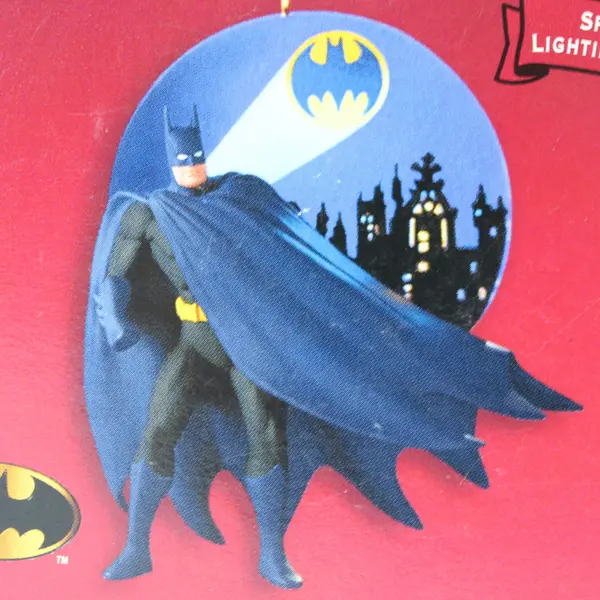 Hallmark 2002 Batman Calling the Caped Crusader Ornament QXI8856