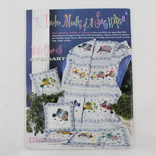 Better Homes and Gardens Cross-Stitch Christmas 2004 Creative Collection Pub