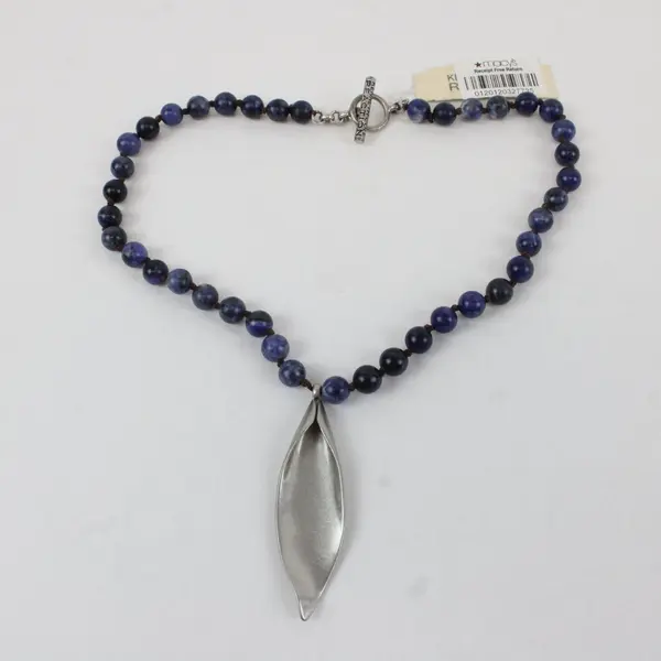 NWT Reaction Kenneth Cole Sodalite Beaded Pendant Necklace 17"
