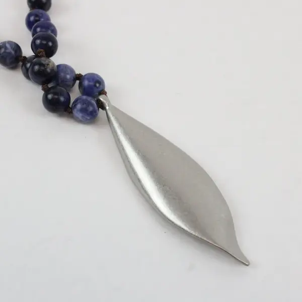 NWT Reaction Kenneth Cole Sodalite Beaded Pendant Necklace 17"