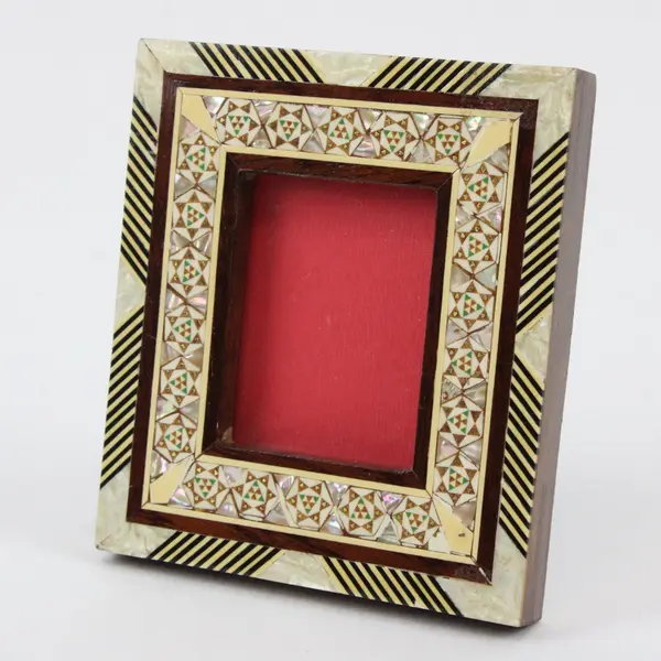 VTG Handmade Mother of Pearl Mosaic Inlay Tabletop Picture Frame 2.25"x2.75"