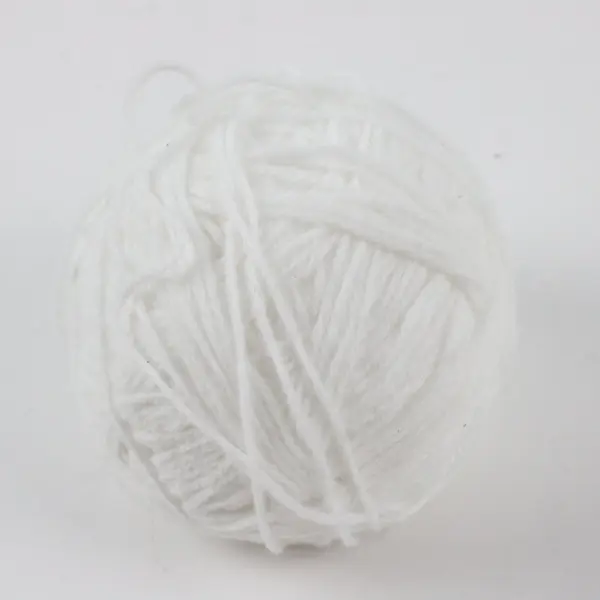 Lot of 4 White & Off White Yarn Balls for Knitting Crochet Crafting Used