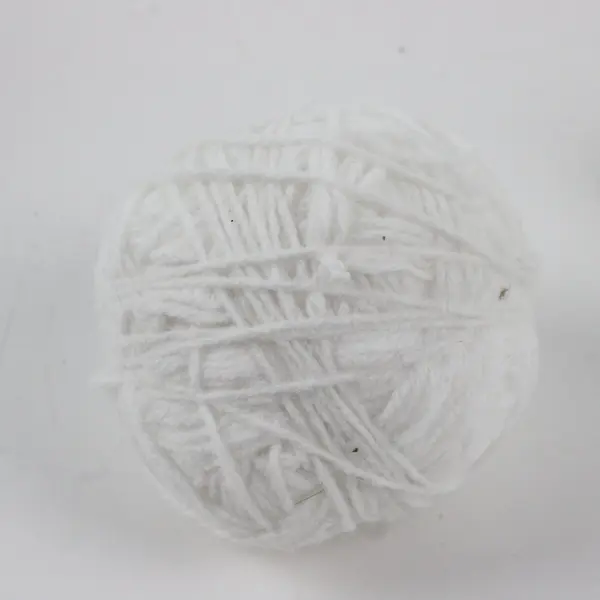 Lot of 4 White & Off White Yarn Balls for Knitting Crochet Crafting Used