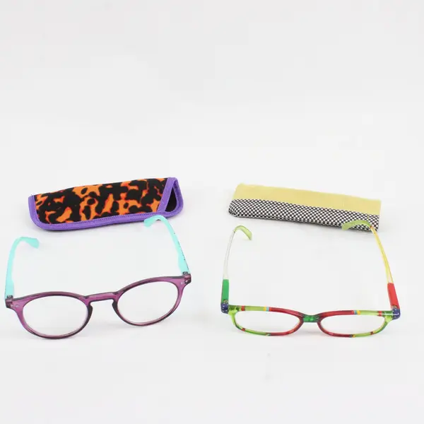 Lot of 2 Pairs Reading Glasses 3.00 Magnification Readers Pre-Owned