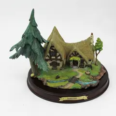 Walt Disney Classics Collection Enchanted Places Seven Dwarfs Cottage Snow White