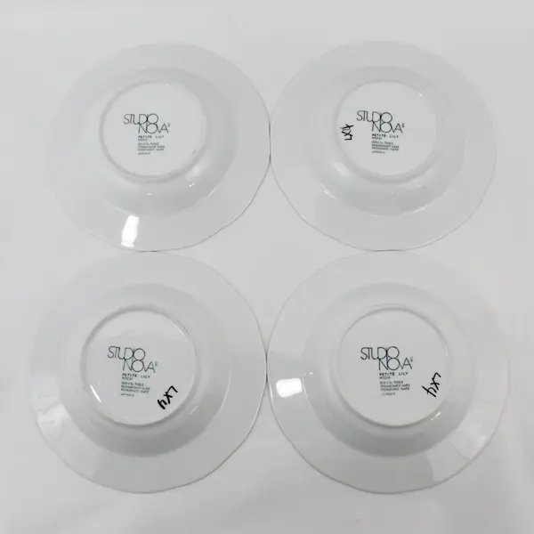 Set of 4 Studio Nova PETITE LILY 9” Rimmed Soup Bowls M3201